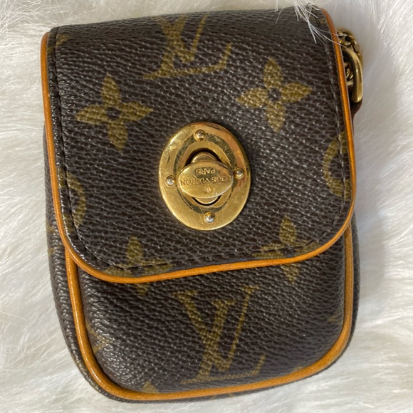 LV authentic Limited Key pouch in monogram - Picture 3 of 16